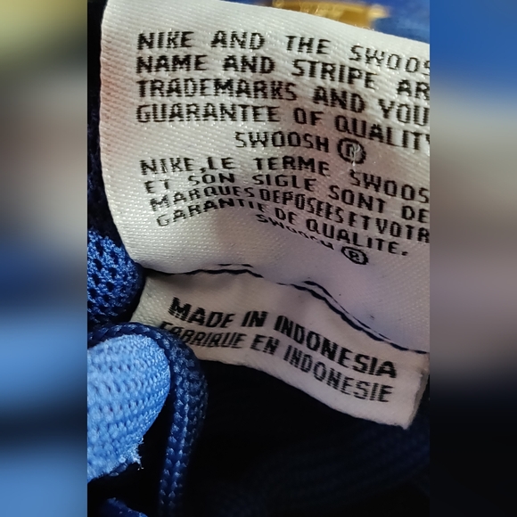 6Y Blue Nike - Picture 6 of 13